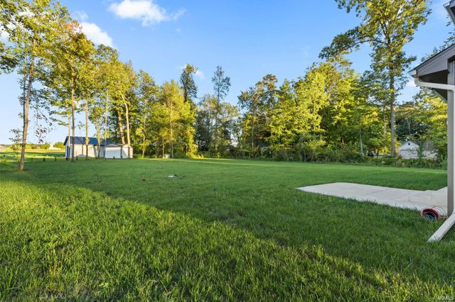 54842 Black Oak Court, Bristol, IN 46507