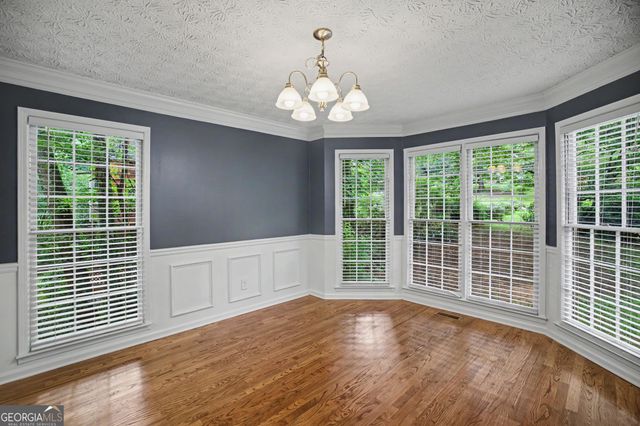 1033 Atherton Lane, Woodstock, GA 30189