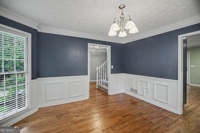 1033 Atherton Lane, Woodstock, GA 30189