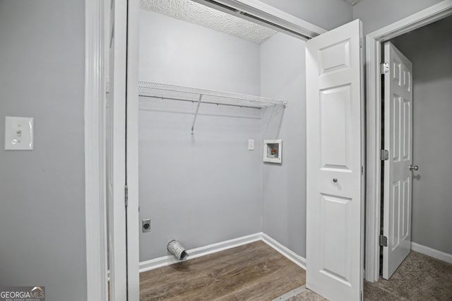 1033 Atherton Lane, Woodstock, GA 30189