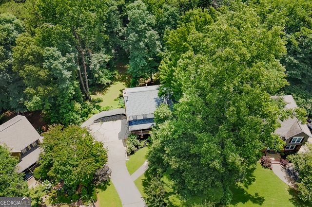 1033 Atherton Lane, Woodstock, GA 30189