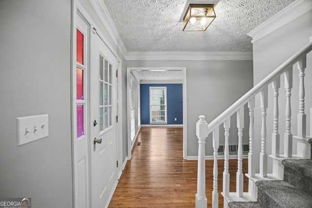 1033 Atherton Lane, Woodstock, GA 30189