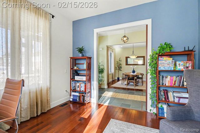 451 Oak Arbor Circle, Rochester, MI 48306