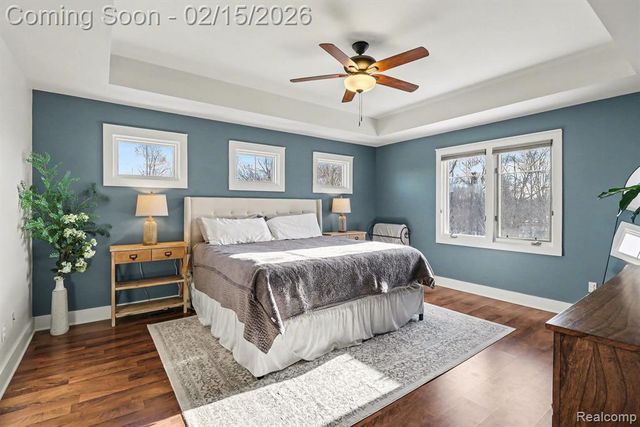 451 Oak Arbor Circle, Rochester, MI 48306