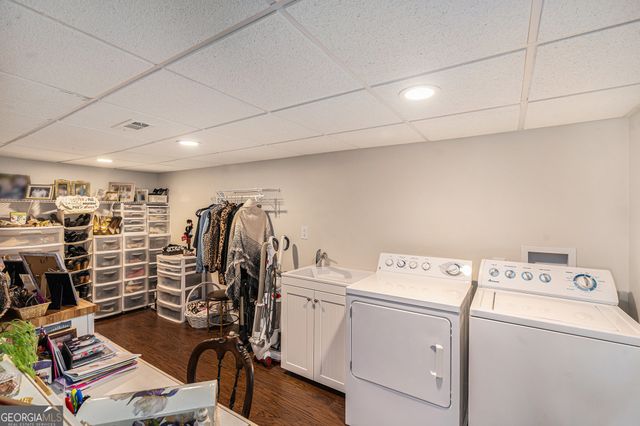 2484 Emerald Drive, Jonesboro, GA 30236