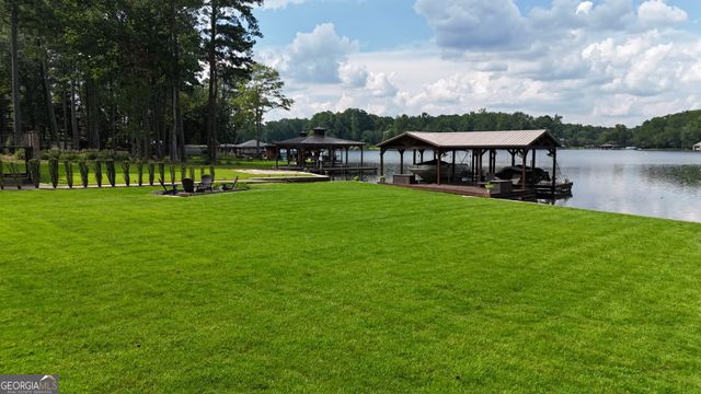 2484 Emerald Drive, Jonesboro, GA 30236
