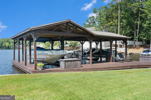 2484 Emerald Drive, Jonesboro, GA 30236