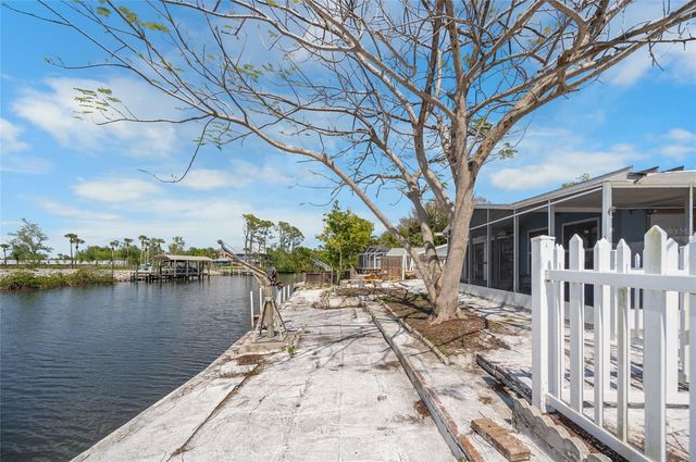 1030 DRURY LANE, Englewood, FL 34224