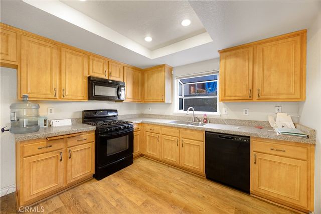 14001 Hillcrest, Fontana, CA 92337