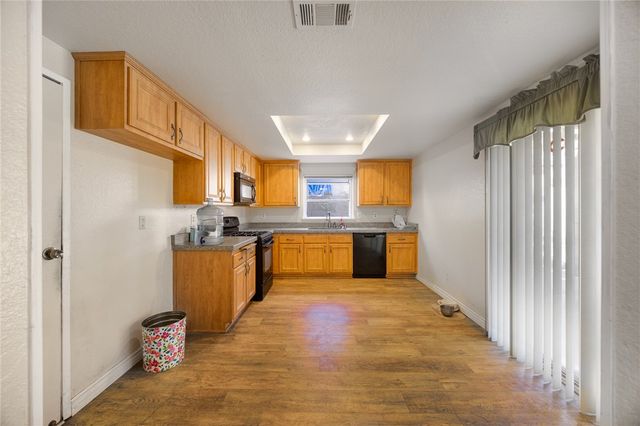 14001 Hillcrest, Fontana, CA 92337