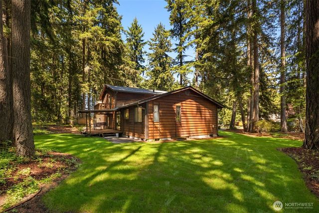 8517 48th Court NE, Olympia, WA 98516
