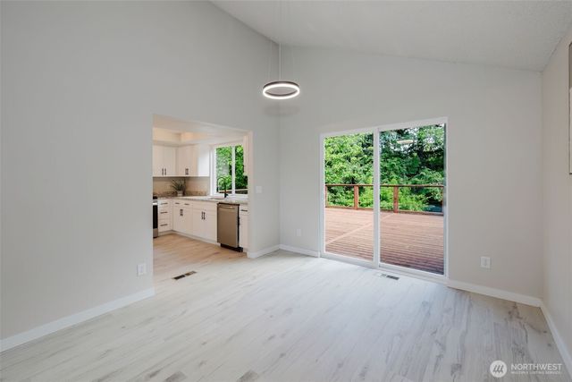 3827 Roosevelt Street NE, Bremerton, WA 98311