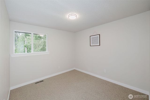 3827 Roosevelt Street NE, Bremerton, WA 98311