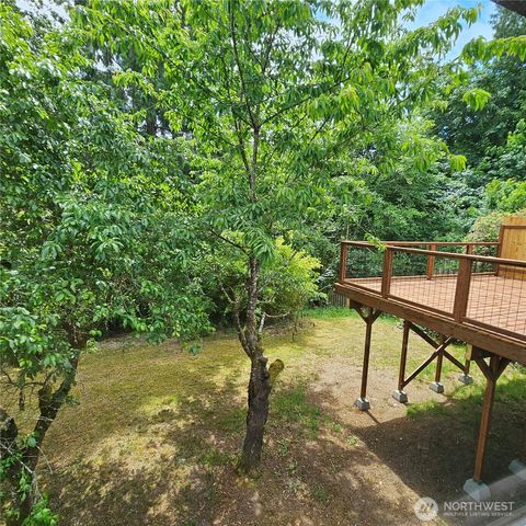 3827 Roosevelt Street NE, Bremerton, WA 98311