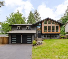 3827 Roosevelt Street NE, Bremerton, WA 98311