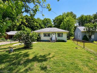 931 Crestline Drive, Akron, OH 44312