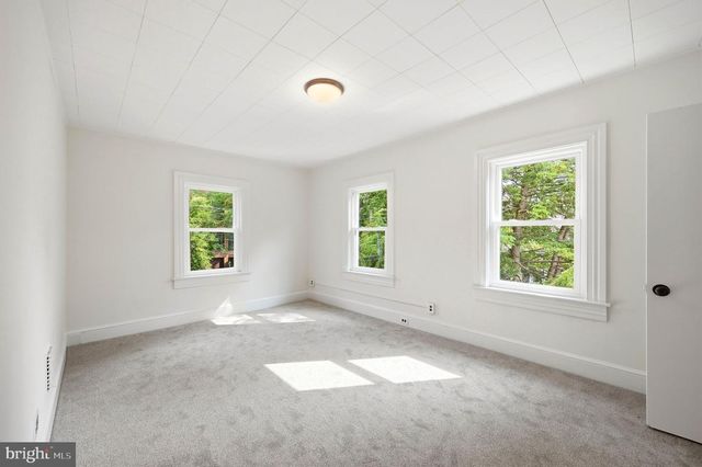 3 WILLOW ST, Princeton, NJ 08542