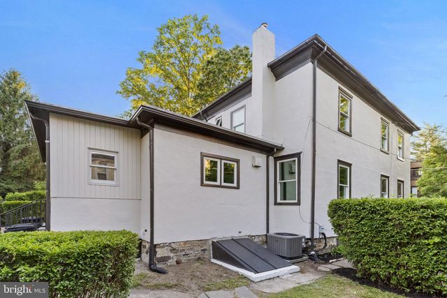 3 WILLOW ST, Princeton, NJ 08542