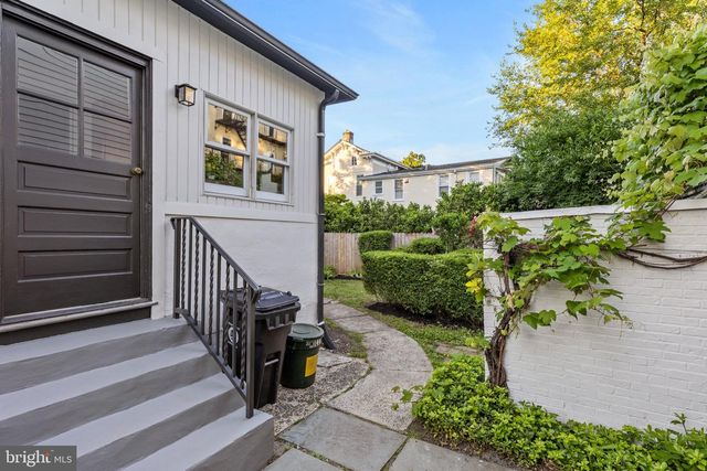 3 WILLOW ST, Princeton, NJ 08542