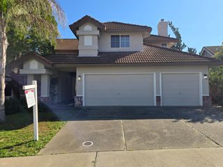 9444 LockeRidge Way, Sacramento, CA 95829