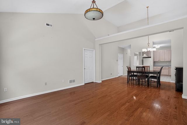 45 DRESNER CIR, Upper Chichester, PA 19061