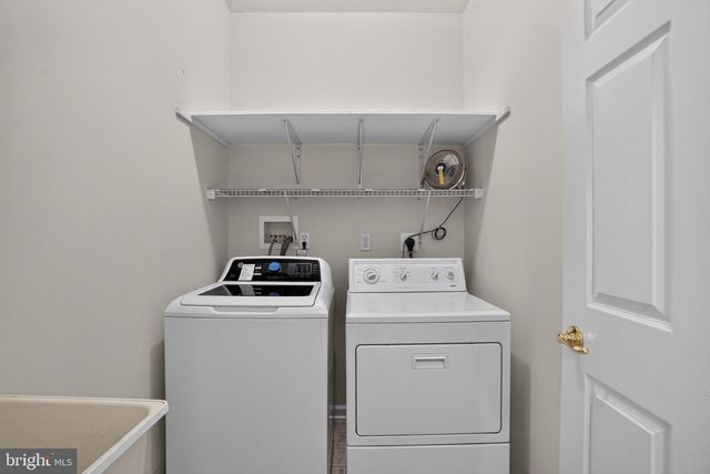 45 DRESNER CIR, Upper Chichester, PA 19061