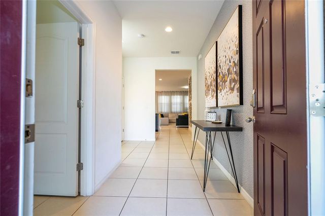 7049 OAKWOOD STREET, Davenport, FL 33837