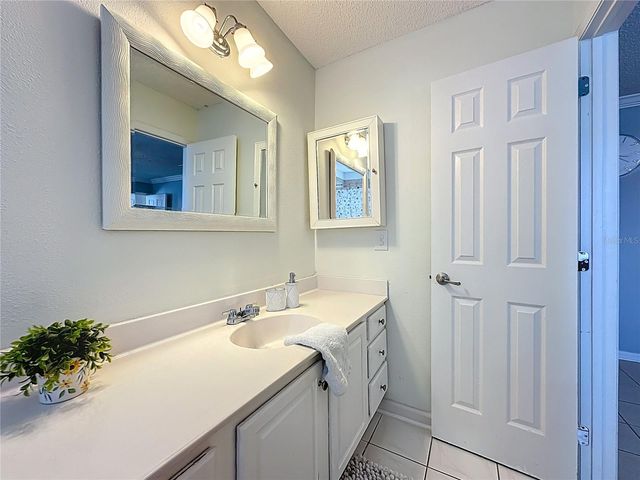 4980 GREENLAND HIDEAWAY DRIVE S, Jacksonville, FL 32258