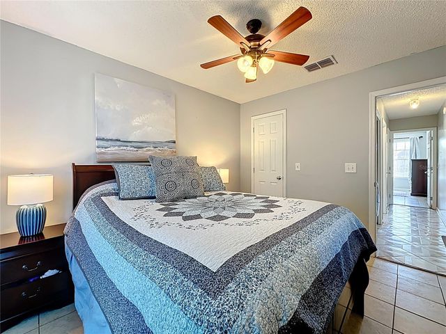 4980 GREENLAND HIDEAWAY DRIVE S, Jacksonville, FL 32258