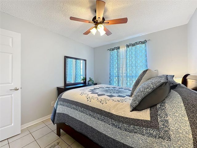 4980 GREENLAND HIDEAWAY DRIVE S, Jacksonville, FL 32258