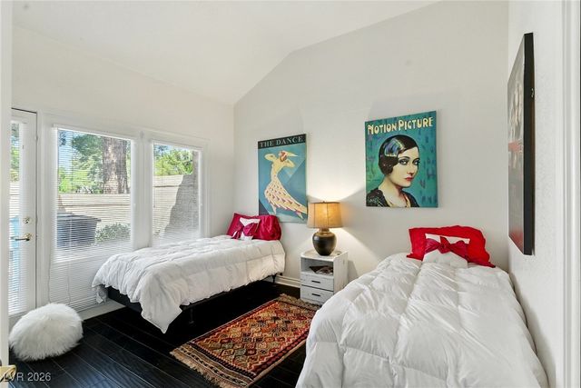 7988 Harbour Towne Avenue, Las Vegas, NV 89113