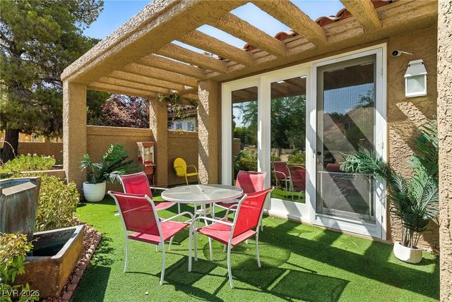 7988 Harbour Towne Avenue, Las Vegas, NV 89113