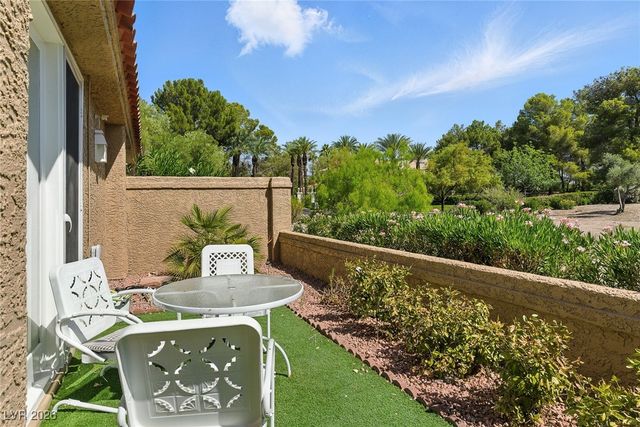 7988 Harbour Towne Avenue, Las Vegas, NV 89113