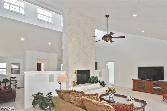 7226 Hendry Creek DR, Fort Myers, FL 33908