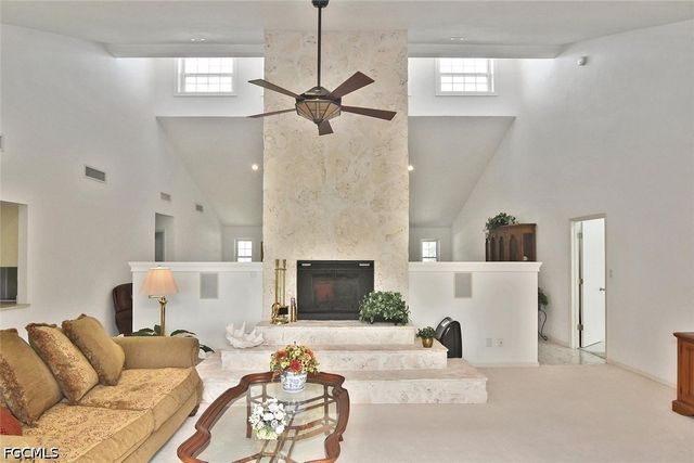 7226 Hendry Creek DR, Fort Myers, FL 33908