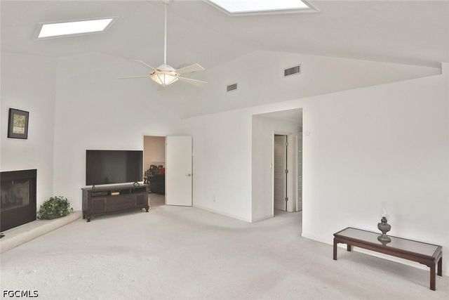 7226 Hendry Creek DR, Fort Myers, FL 33908