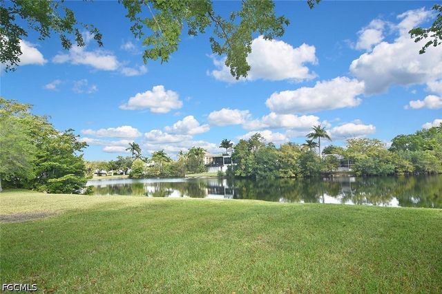 7226 Hendry Creek DR, Fort Myers, FL 33908