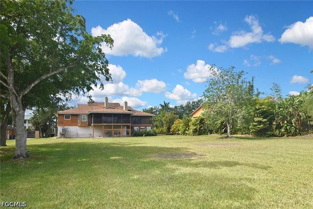 7226 Hendry Creek DR, Fort Myers, FL 33908