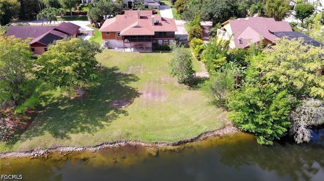 7226 Hendry Creek DR, Fort Myers, FL 33908