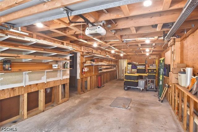 7226 Hendry Creek DR, Fort Myers, FL 33908