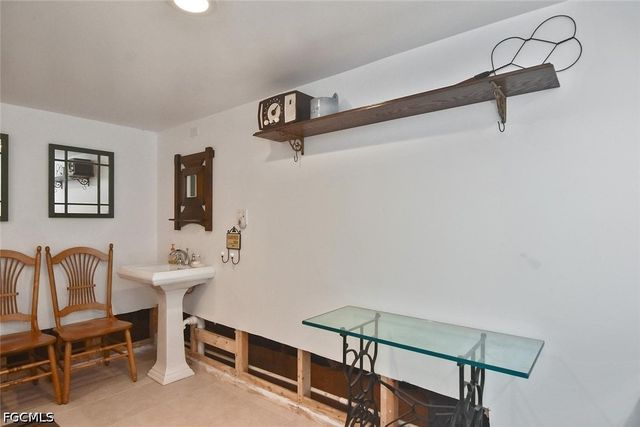 7226 Hendry Creek DR, Fort Myers, FL 33908