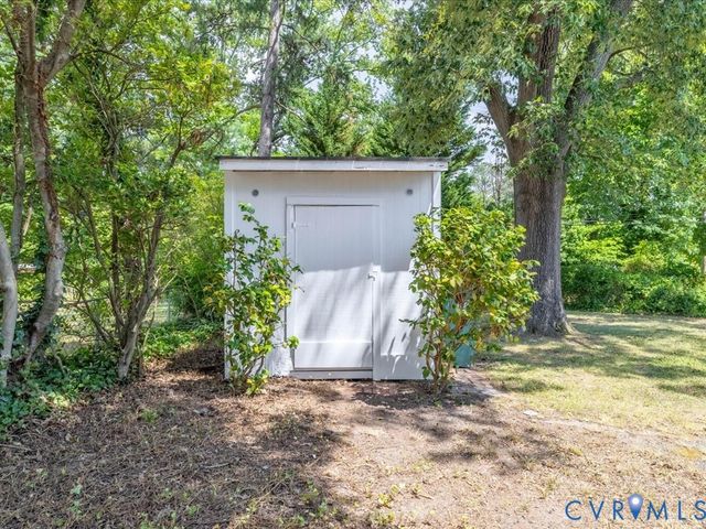 1211 Hillside Ave, Henrico, VA 23229