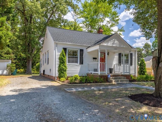 1211 Hillside Ave, Henrico, VA 23229