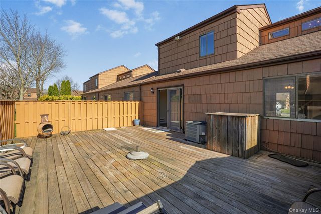 85 Rhett Court, Commack, NY 11725