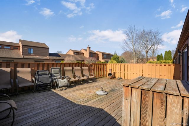 85 Rhett Court, Commack, NY 11725