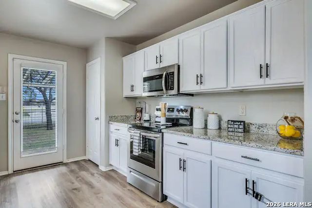 627 Claude W Black, San Antonio, TX 78203