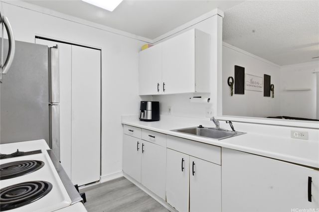 94-205 Lumiaina Place G202, Waipahu, HI 96797