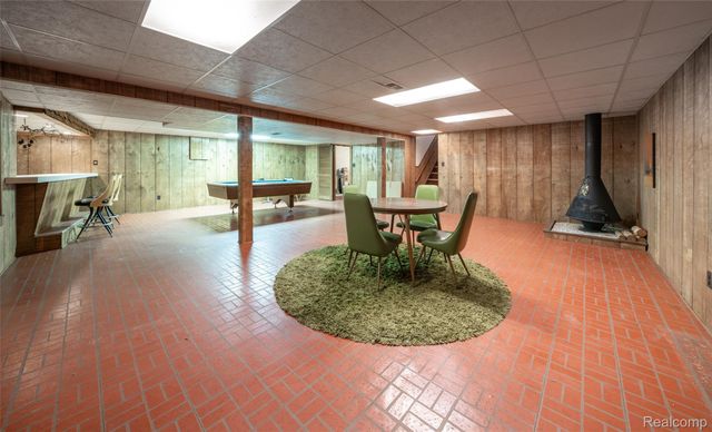 30802 Dell Lane, Warren, MI 48092