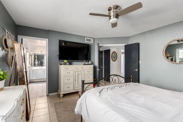 2739 S EMERSON Circle, Mesa, AZ 85210