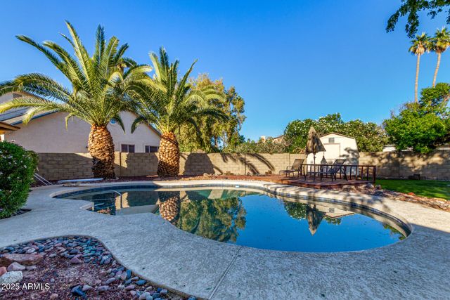 2739 S EMERSON Circle, Mesa, AZ 85210